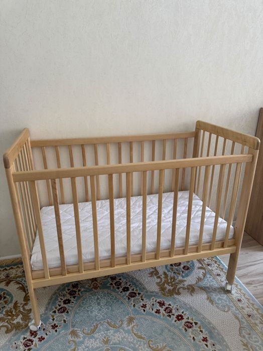 Кроватка детская