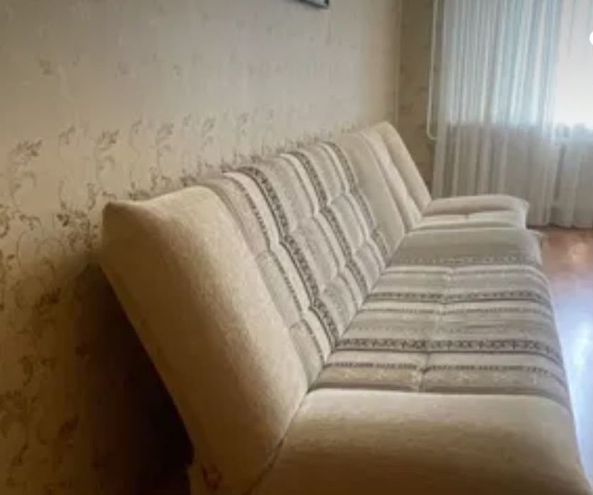 Продам мягкий уголок диван и кресло