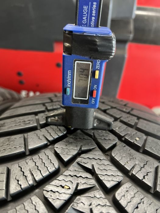 Зимни гуми 215/55 R17 Falken