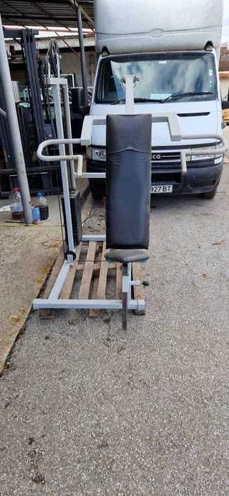 Професионални фитнес уреди.