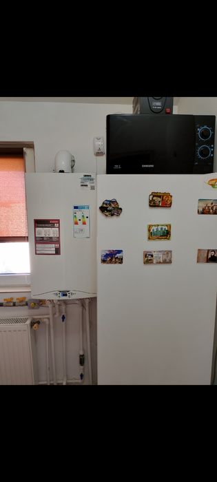 Vând apartament.