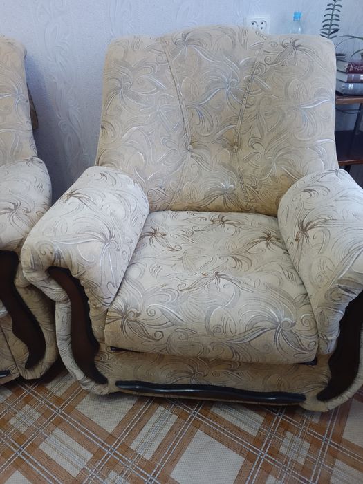 Продам мягкий уголок.