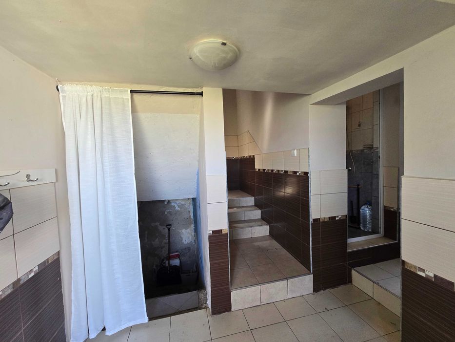 Продава се Къща в с. Златна нива, Област Шумен - 154 кв.м за 475 €/кв.м - Снимка #13