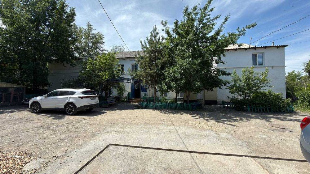 Продам 4 комнатную квартиру