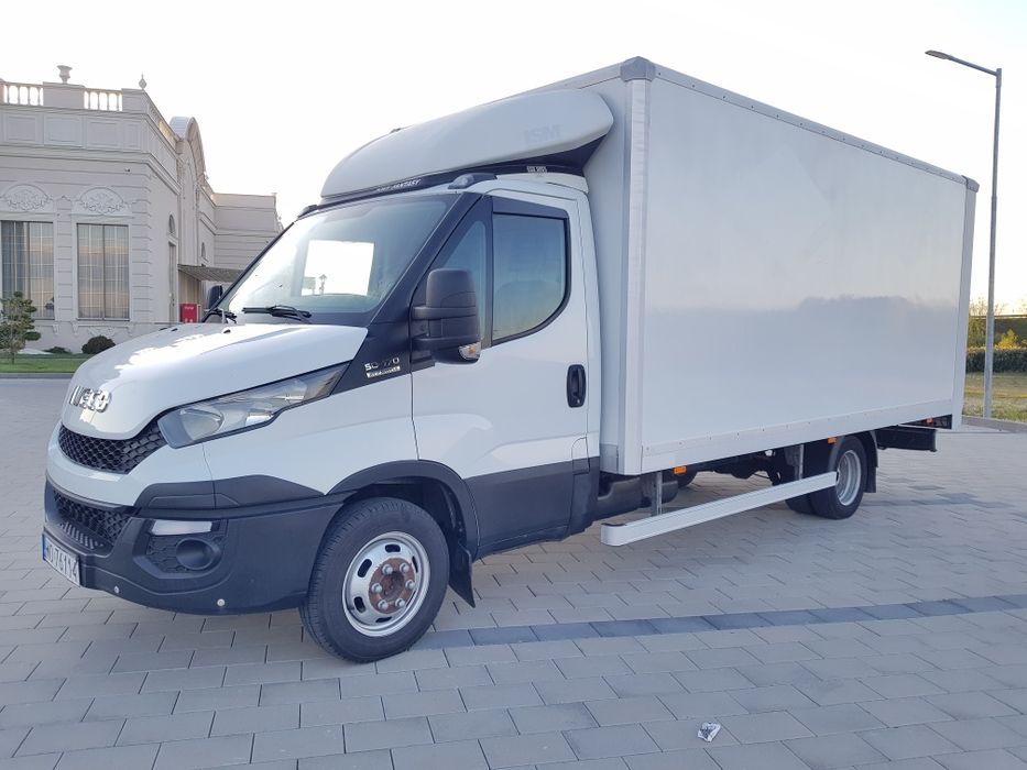 Iveco 50 c 17 cu Lifti 10 ep recent adus în Ro stare impecabilă ( Mercedes Renault Crafter Fiat)