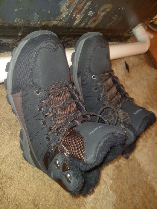 Ботинка сатылады 40 размер