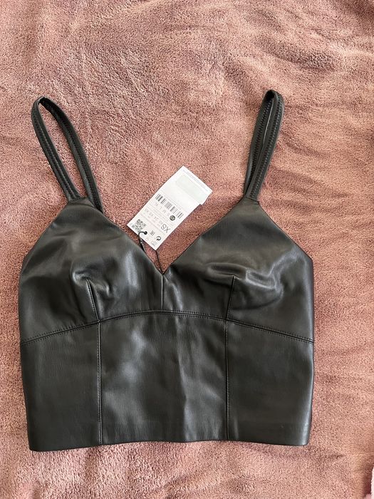 Top piele Stradivarius marime XS