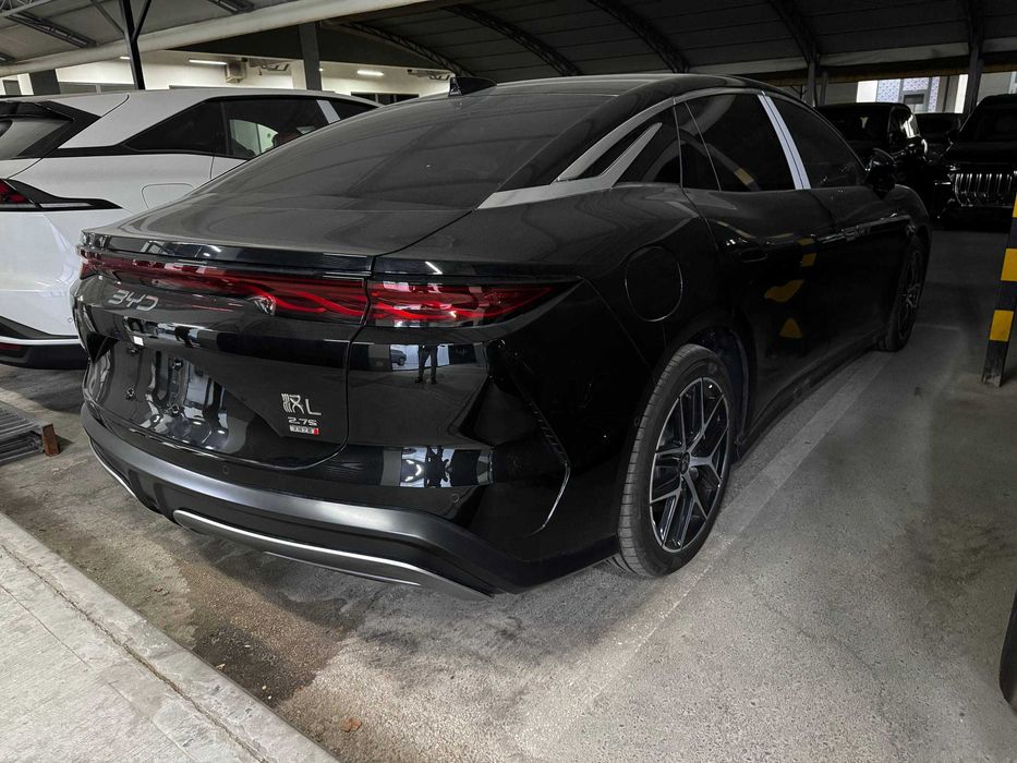 BYD HAN L Черный 2025
