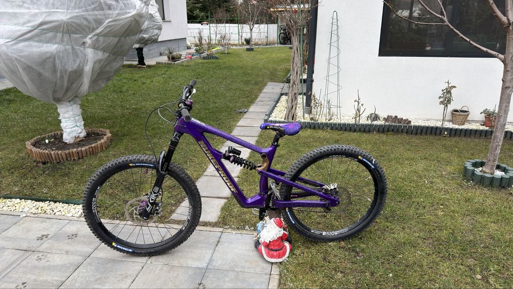 Nukeproof mega 297 carbon fast edition