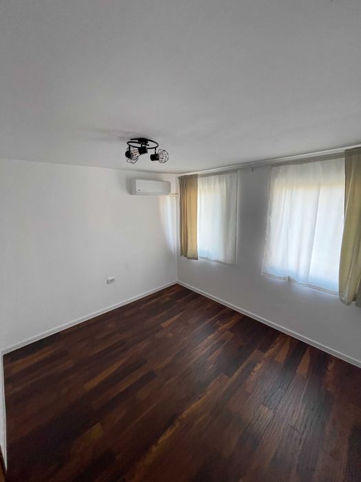 Дава се под наем Многостаен апартамент в Бургас, Сарафово - 180 кв.м за 1200 € - Снимка #1