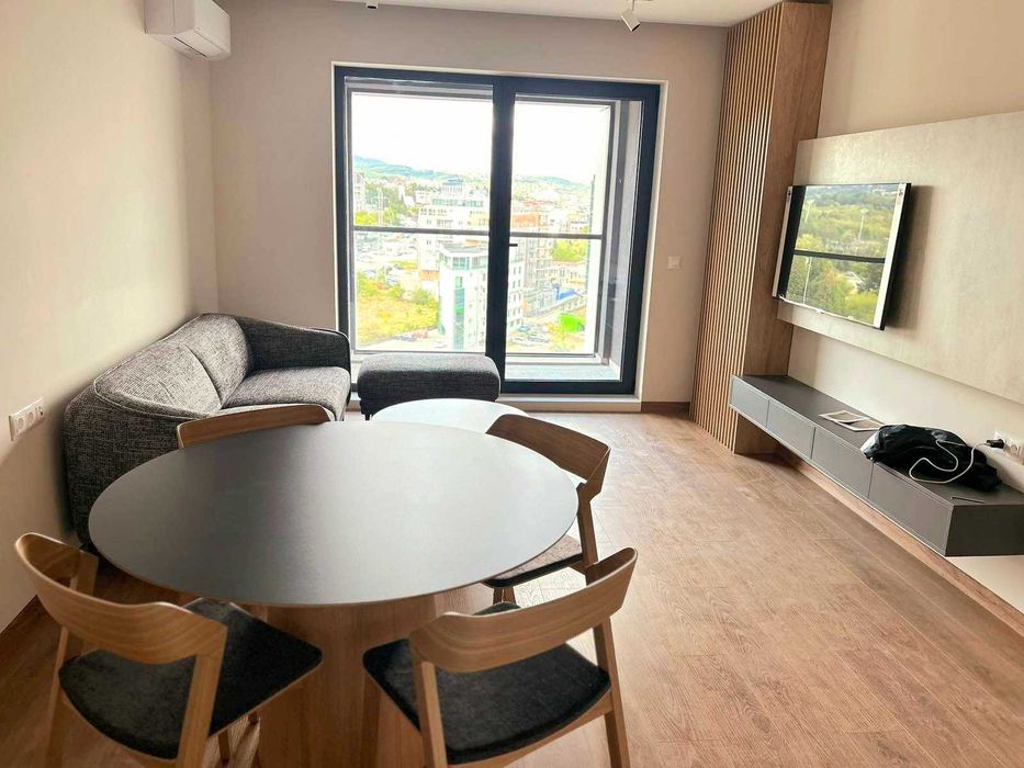 Продава се Двустаен апартамент в София, Стрелбище - 68 кв.м за 2456 €/кв.м - Снимка #1