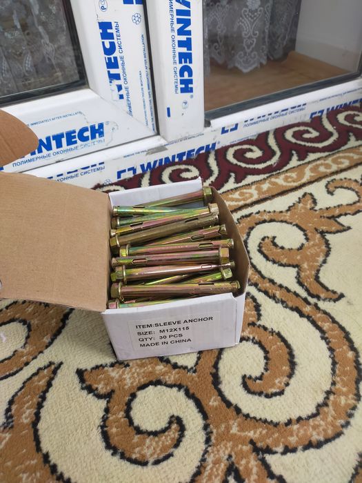 Анкер строительный