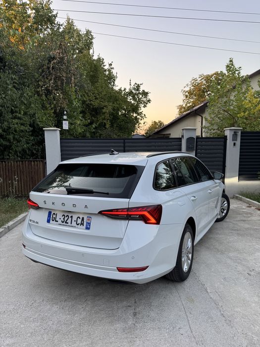 SKODA Octavia 2023 — imagine 3