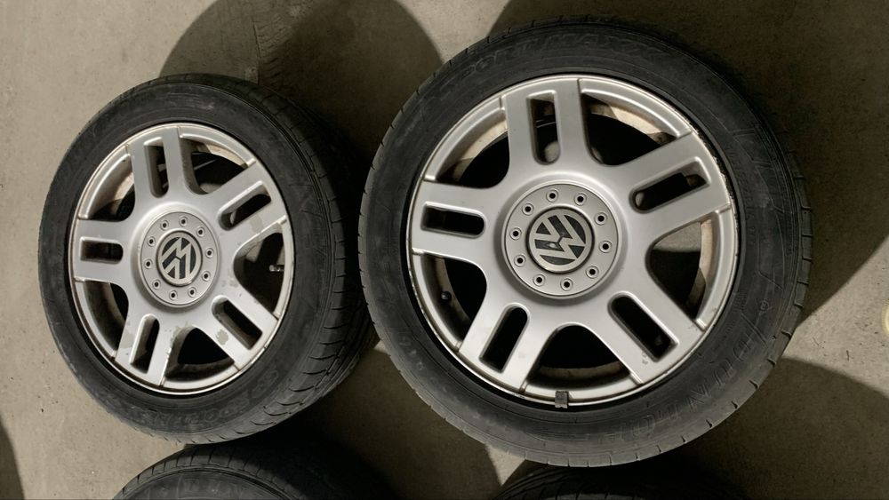 Летни гуми с джанти vw 16 5x100