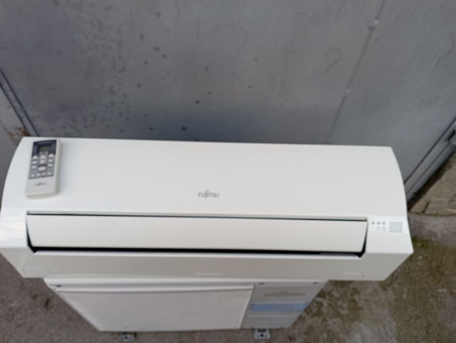 Инверторен климатик Фуджицу 12-ка.