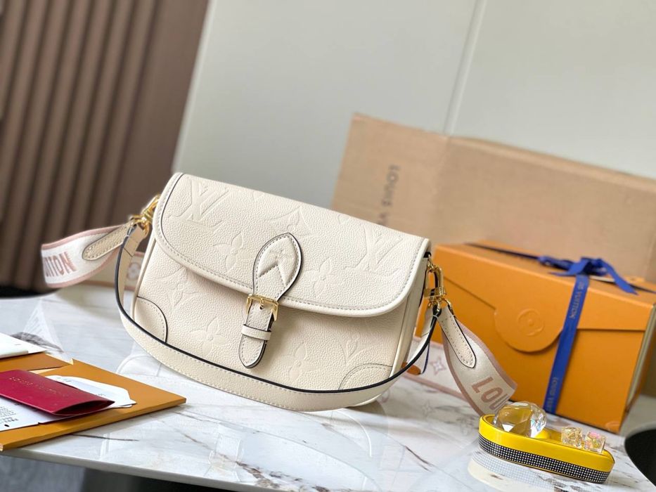 Geanta Louis Vuitton Diane