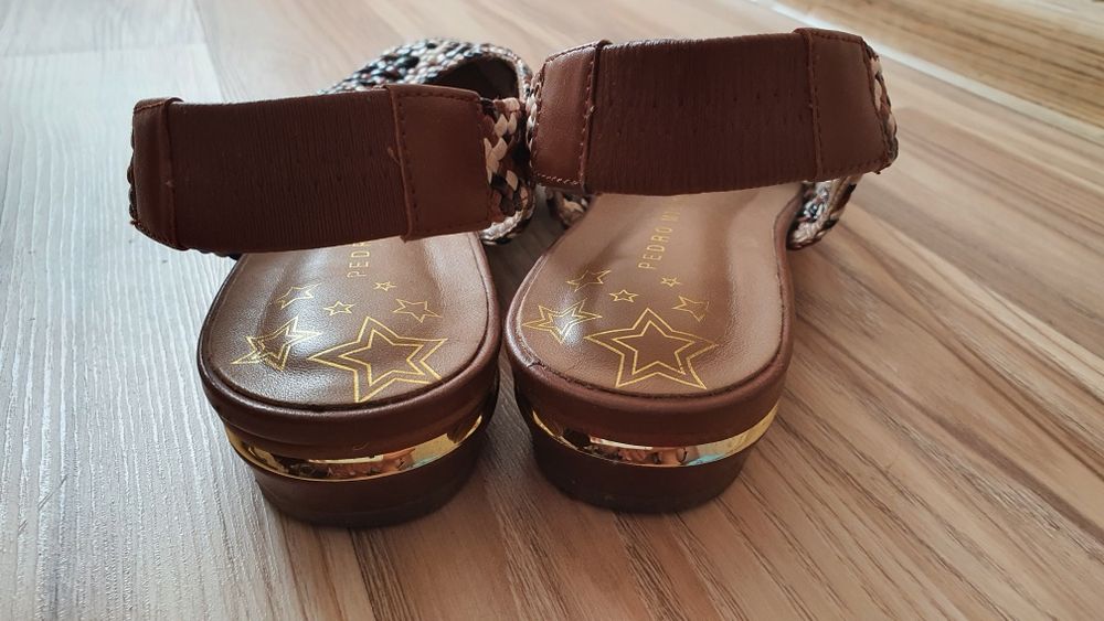 Босоножки Pedro Miralles 39 разм