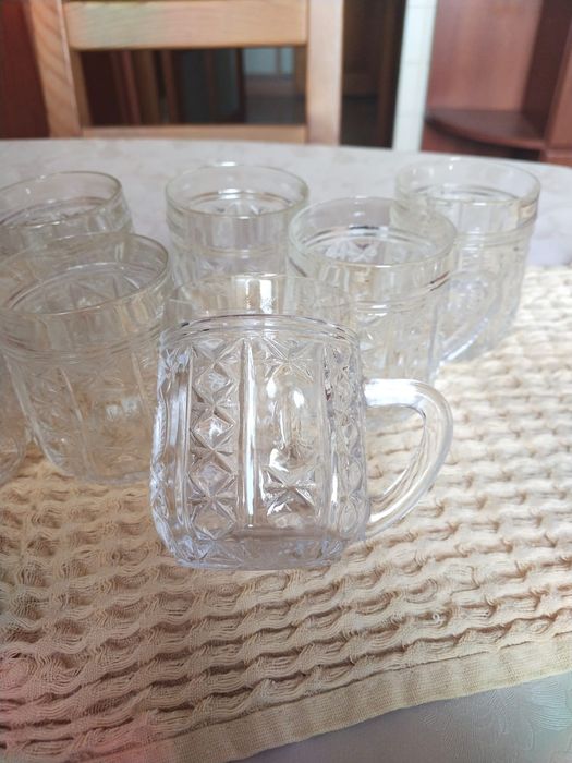 Продам хрустальные кружечки.