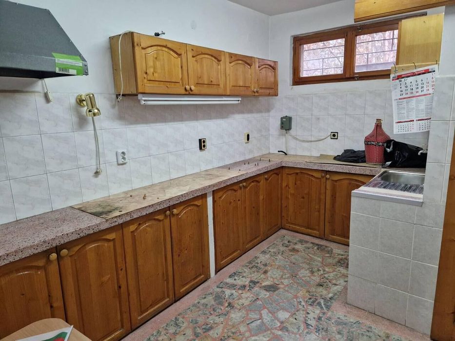 Дава се под наем Магазин в Бургас, Братя Миладинови - 26 кв.м за 229.5 € - Снимка #1