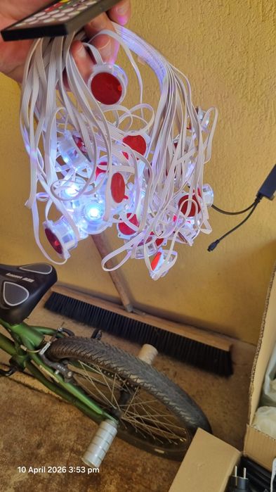 Lumini exterioare RGB impermeabile