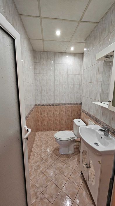 Продава се Тристаен апартамент в Шумен, Боян Българанов 1 - 76 кв.м за 1242 €/кв.м - Снимка #3