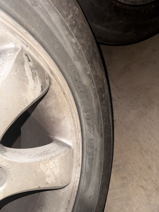 Продам диски с покрышкой 265/65/17