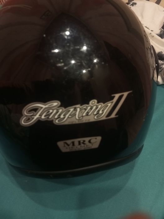 Продам шлем для скутера