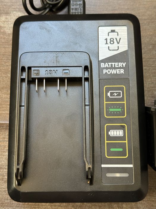 Karcher baterie acumulator 18V  5 amperi plus incarcator