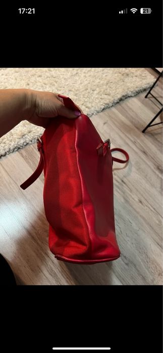 Poseta piele naturala