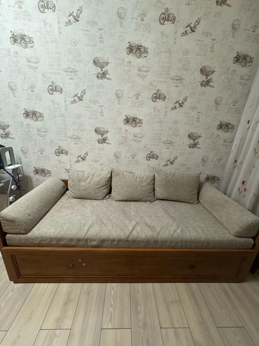 Комплект мебели для детской