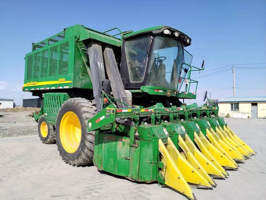 машина для сбора хлопка John Deere 9996/7660