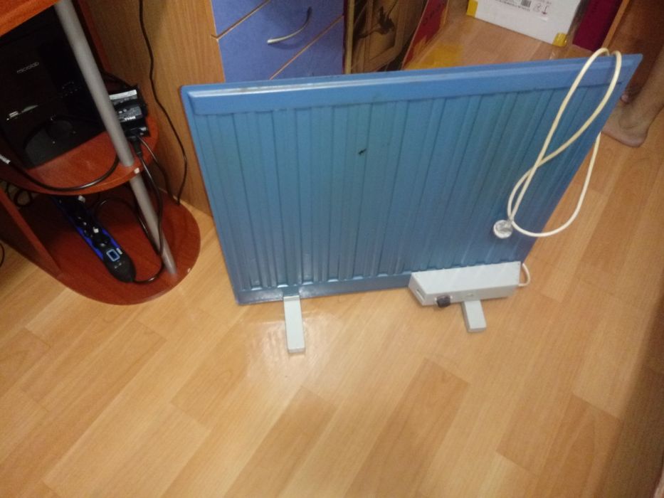 Продам масляный обогреватель.