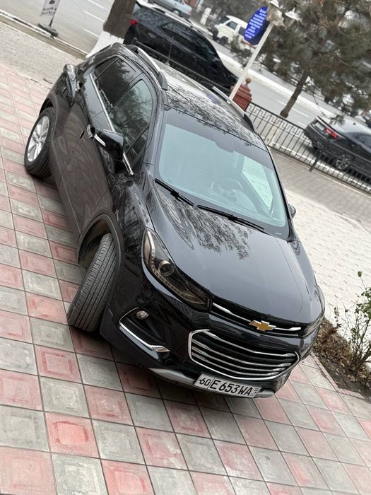 Chevrolet Tracker Premier сотилади