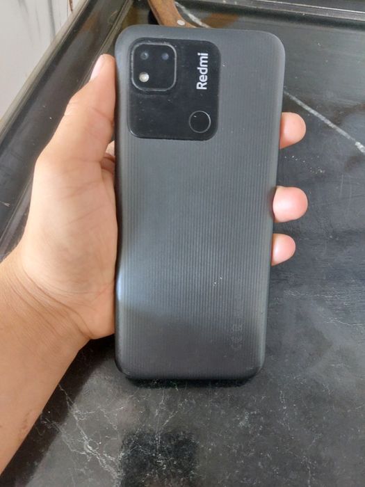 Redmi 10 A karobka bor aybi imeka hamma joyi ishledi