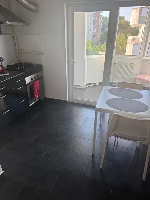 Apartament 2 camere Plopilor sau schimb cu duplex in Floresti