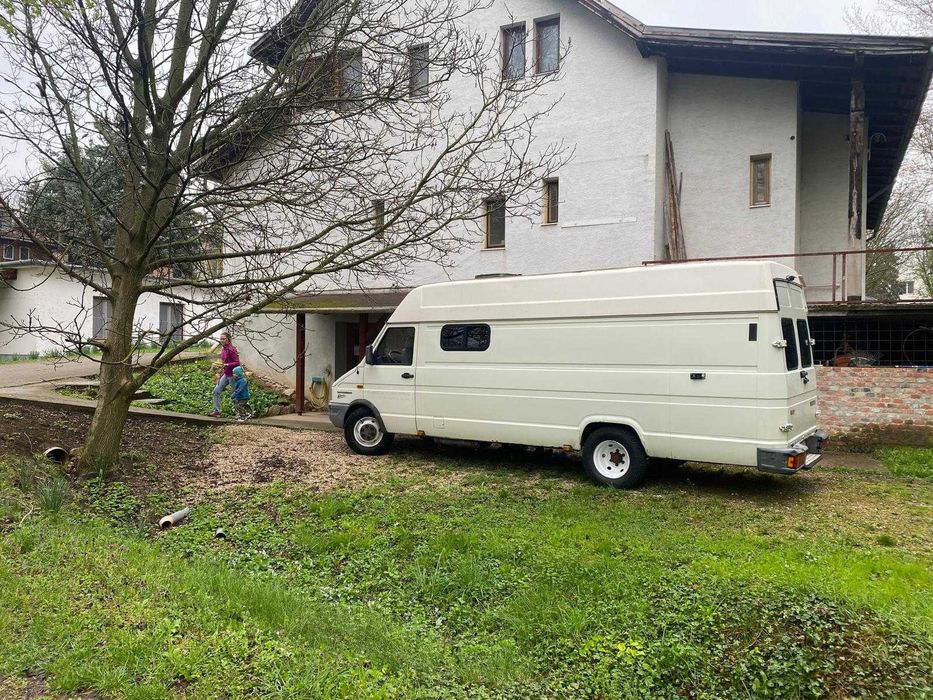 De vânzare Iveco Daily autorulotă