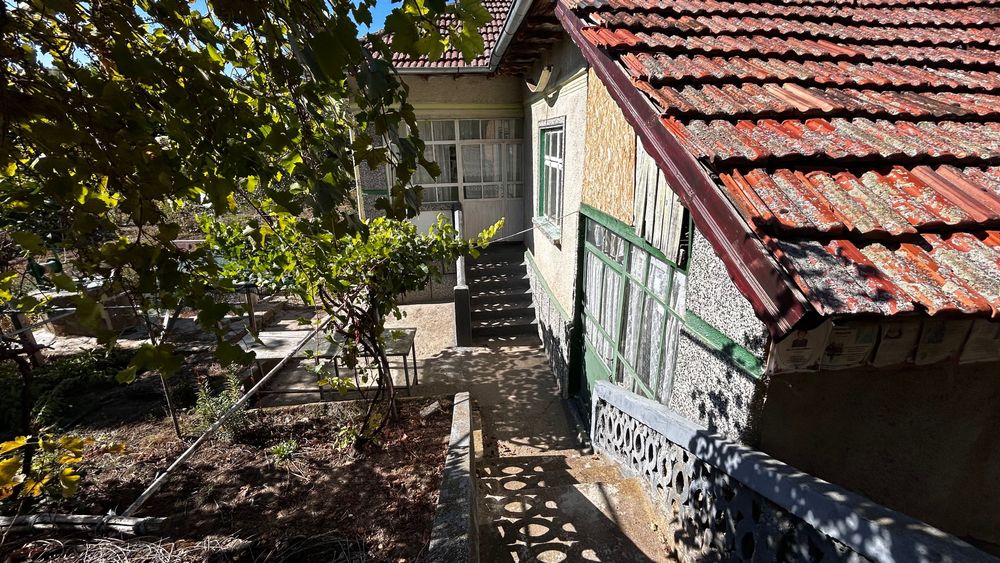 Продава се Къща в Силистра, Запад - 200 кв.м за 64 €/кв.м - Снимка #1