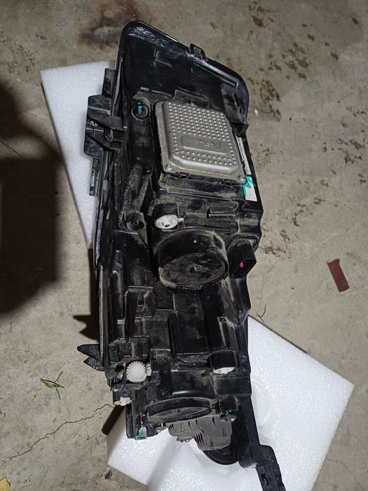 Фара правая Geely emgrand