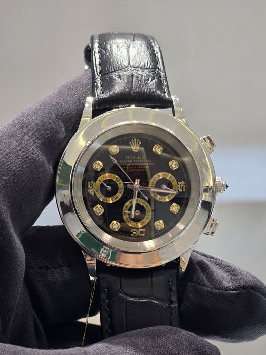 Продам Rolex в белом золоте 585 пробы.
Проба 585