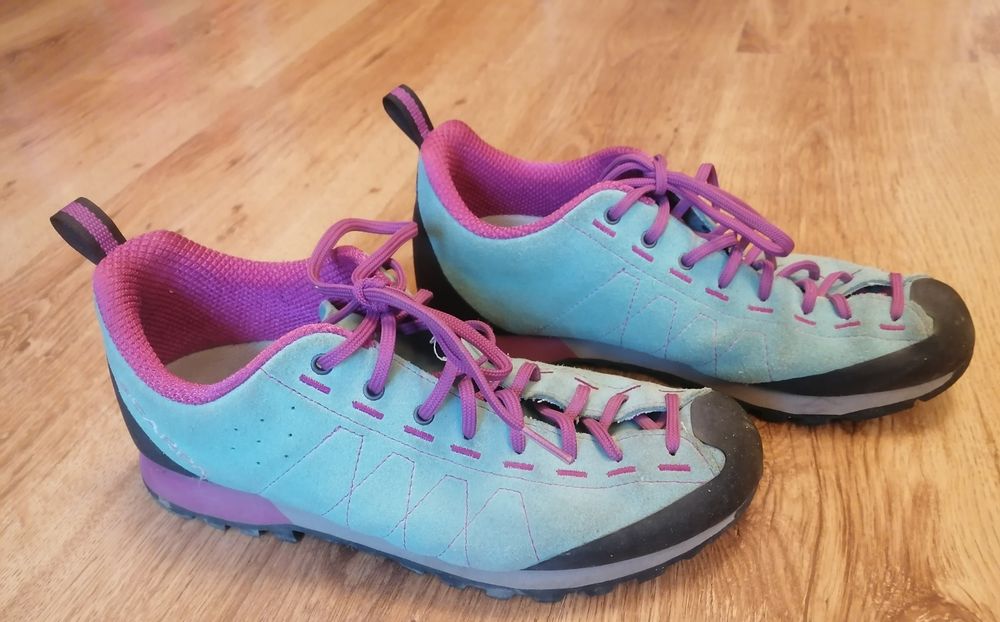 Ghete Scarpa High Ball north face vaude salomon nike munte escalada