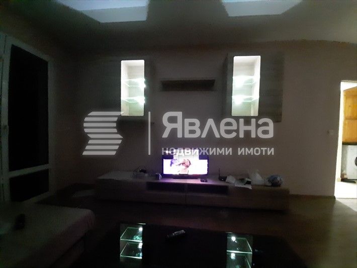Продава се Тристаен апартамент в Ямбол, Георги Бенковски - 78 кв.м за 654 €/кв.м - Снимка #7