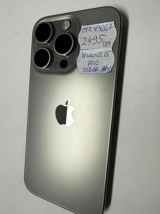 Iphone 15 Pro, 256GB, Bat.88% -T-