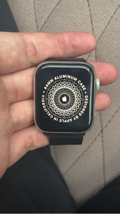 apple watch 4 series 44mm