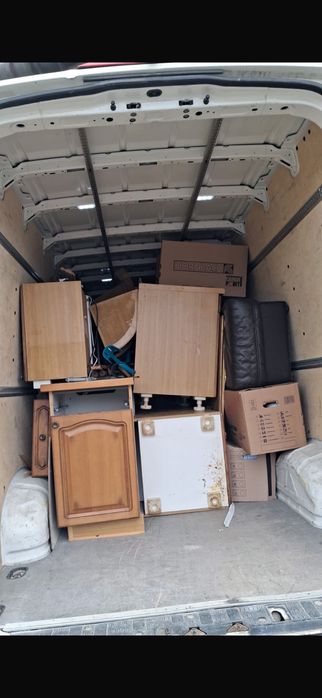 Debarasări Mutări Relocări Manipulanți Transport intern și internațional Golire Curățenie Evacuări Eliminări etc