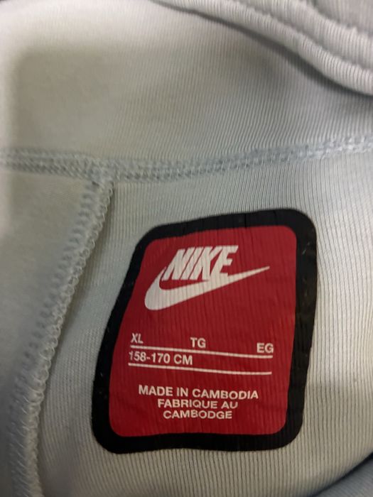 СветлосинNike Tech Fleece