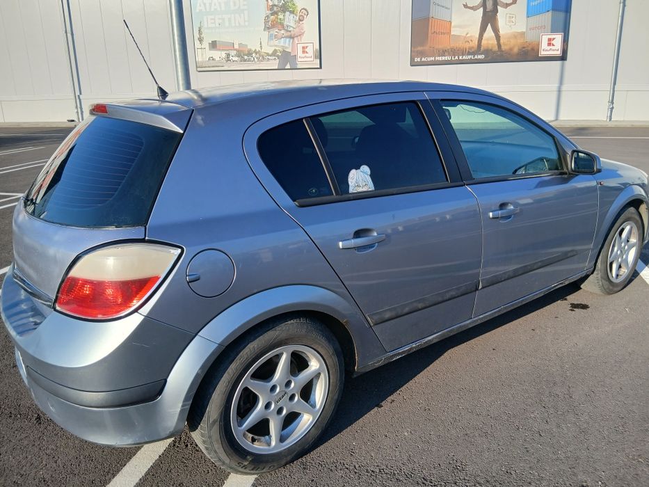 Opel Astra H 1.6