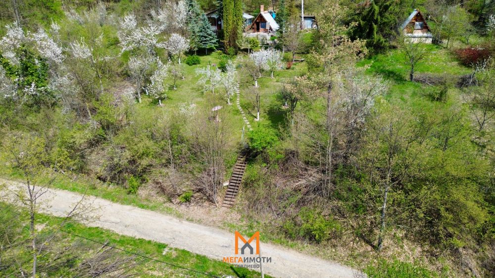 Продажба Къща гр. Севлиево - с. Кръвеник 58m² и двор 705m²
