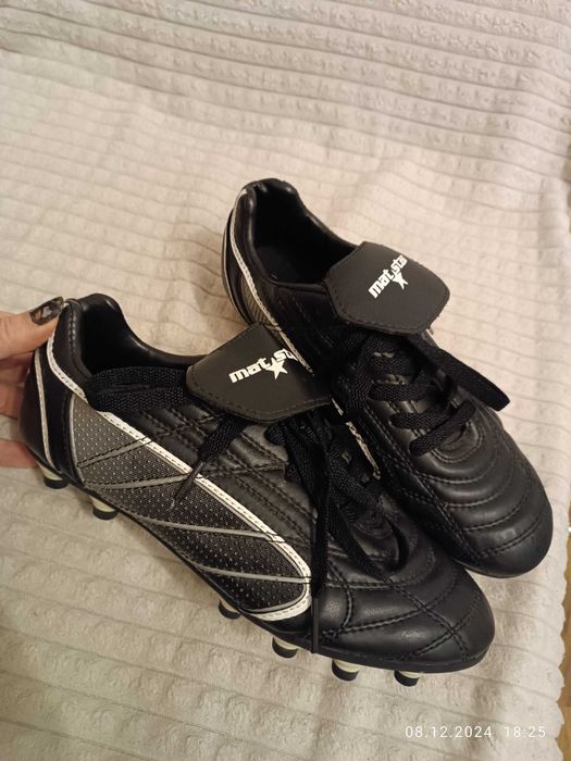 Детски маратонки и бутонки