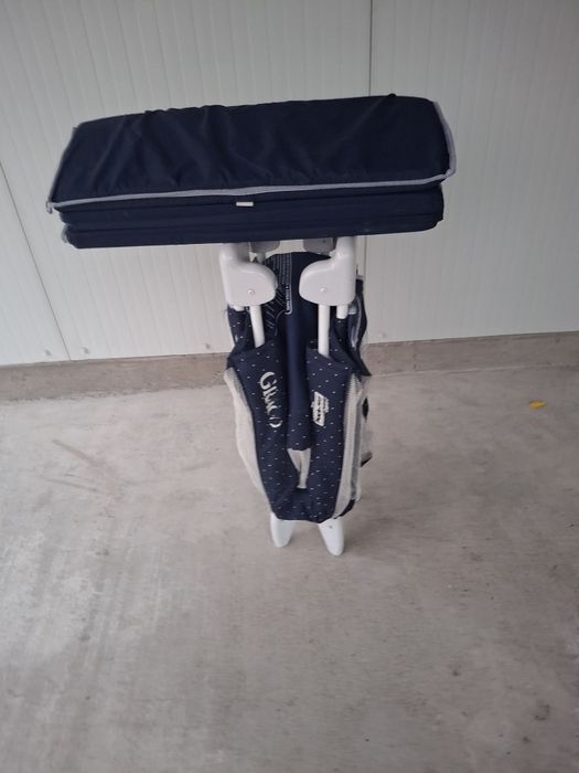 Vând pătuț pentru bebeluși