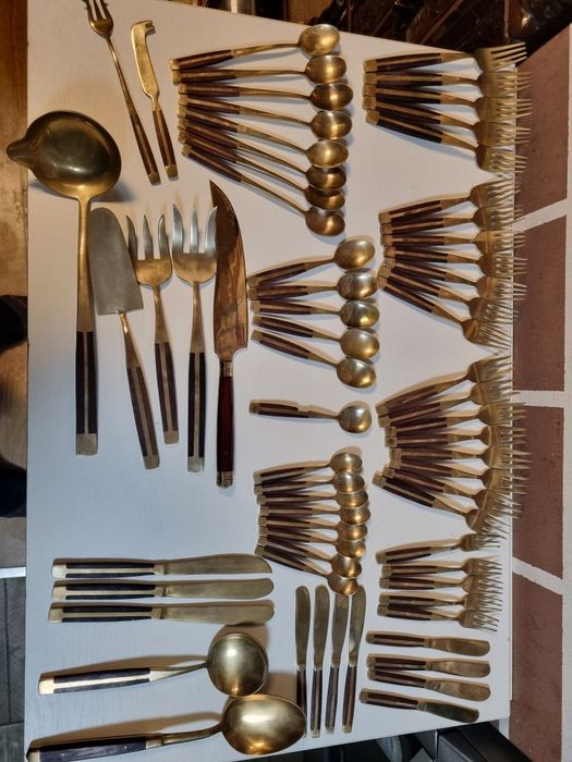 Set tacamuri elegante 67 buc (calitate)dk